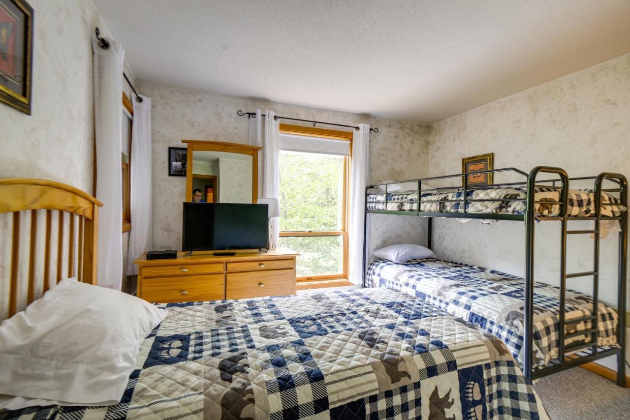 Well-Appointed Lincoln Abode Ski, Swim And Fish! Eksteriør billede